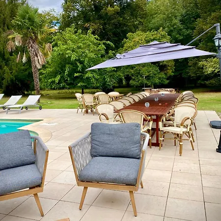 Couette-café Château Borgeat De Lagrange - Privatisation Blaye