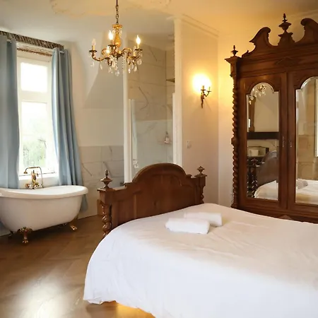 Couette-café Château Borgeat De Lagrange - Privatisation