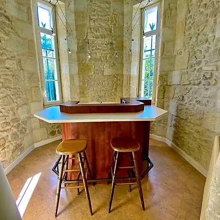 Chateau Borgeat De Lagrange - Privatisation 4*