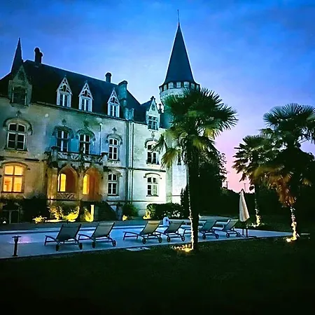 Chateau Borgeat De Lagrange - Privatisation Bed & Breakfast Blaye