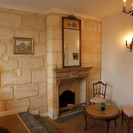 Chateau Borgeat De Lagrange - Privatisation 4* Blaye