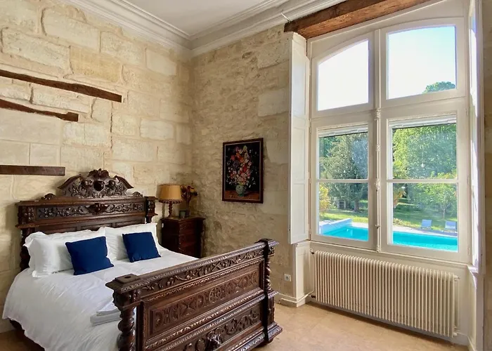 Chateau Borgeat De Lagrange - Privatisation Bed and Breakfast 4*