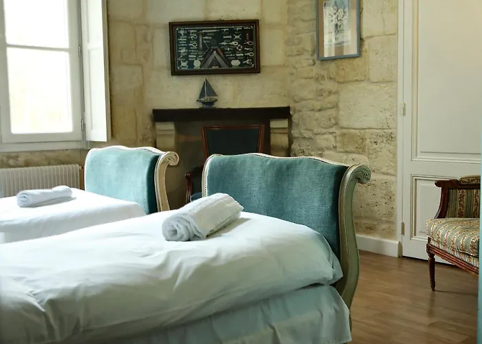 Chateau Borgeat De Lagrange - Privatisation Bed and Breakfast Blaye