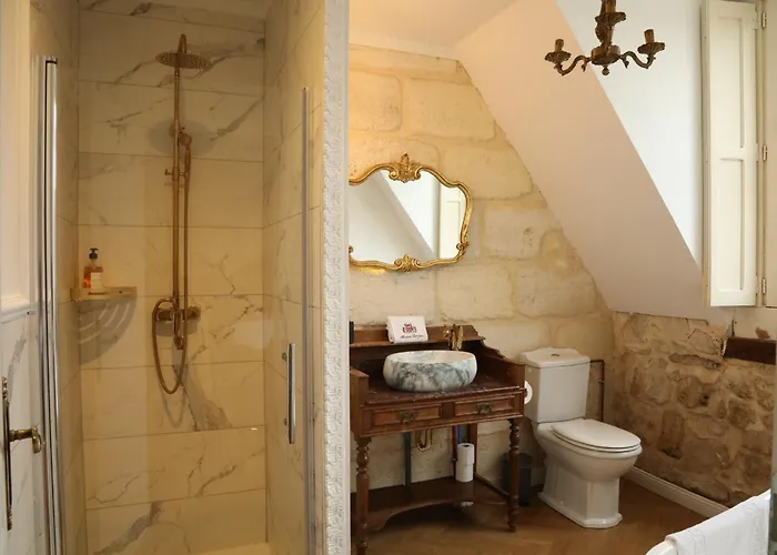 Chateau Borgeat De Lagrange - Privatisation